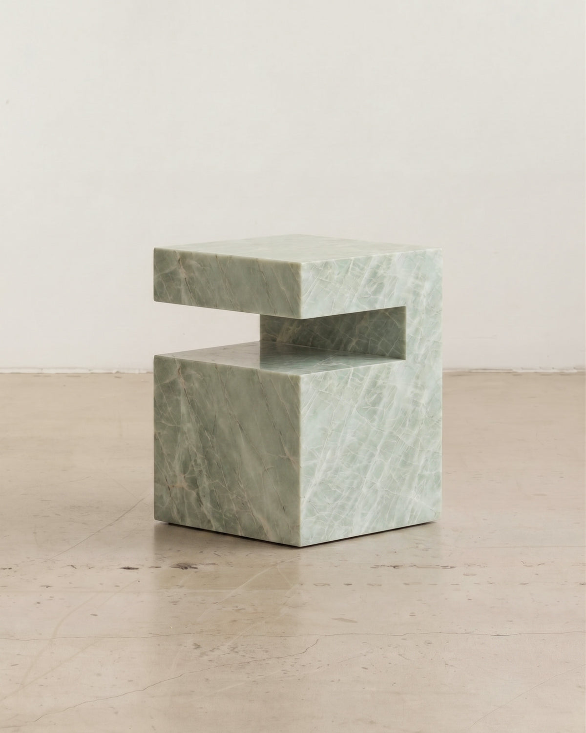 Esmeralda quartzite marble side table